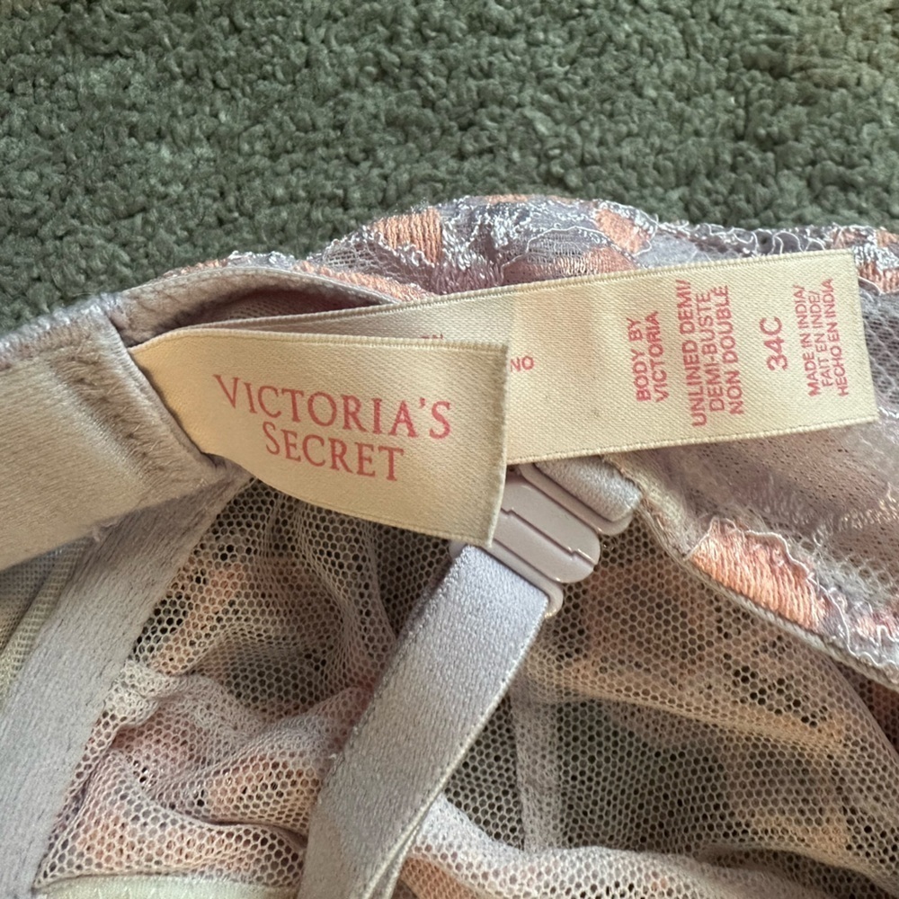 Victoria’s Secret Body By Victoria Floral Sheer Underwire Bralette 34C Lingerie - Picture 5 of 7